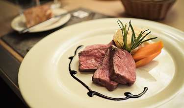 Abendessen im Restaurant Julen mit Dine Around Tradition Julen