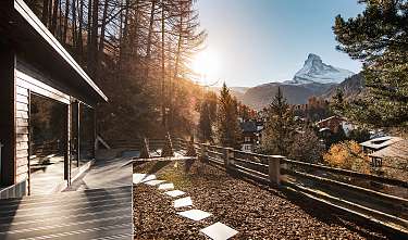 Gosszugige Terrasse mit Matterhorn Blick